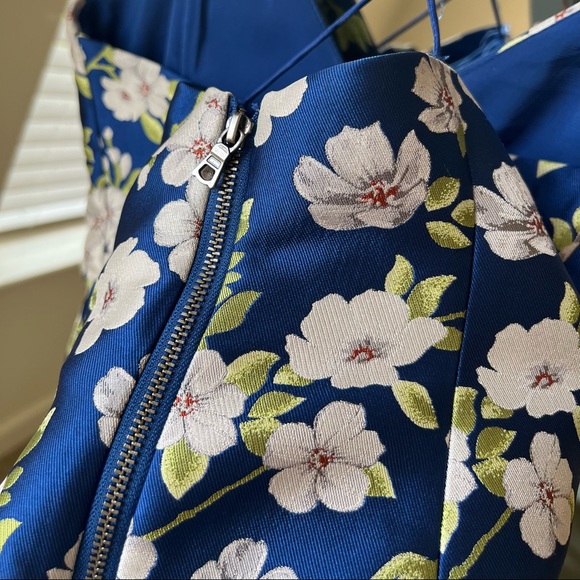 🍉Alice + Olivia Tayla Blue/White Floral Mini Dress Lantern Structured - Picture 5 of 12